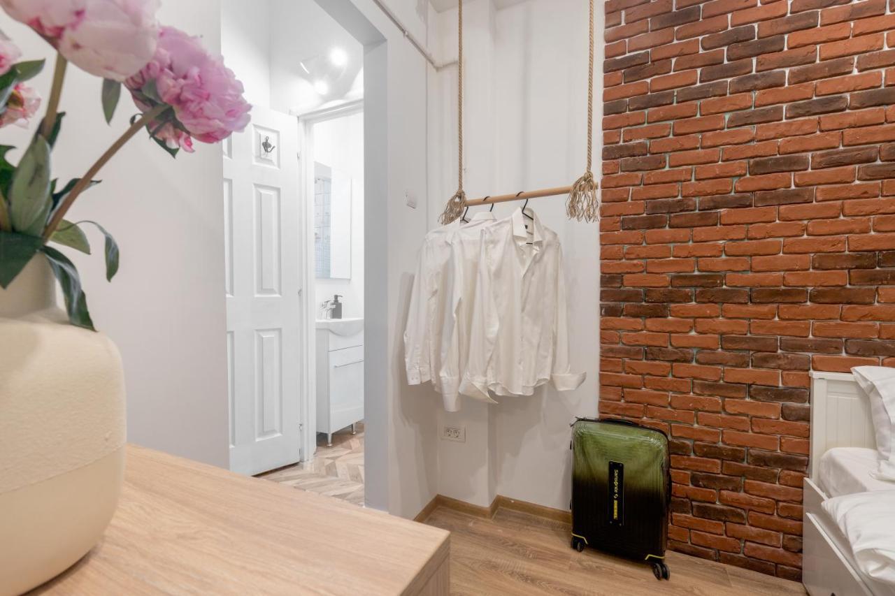 Ultra Central, 15 Sqm Studio By Urbanesq 布加勒斯特 外观 照片